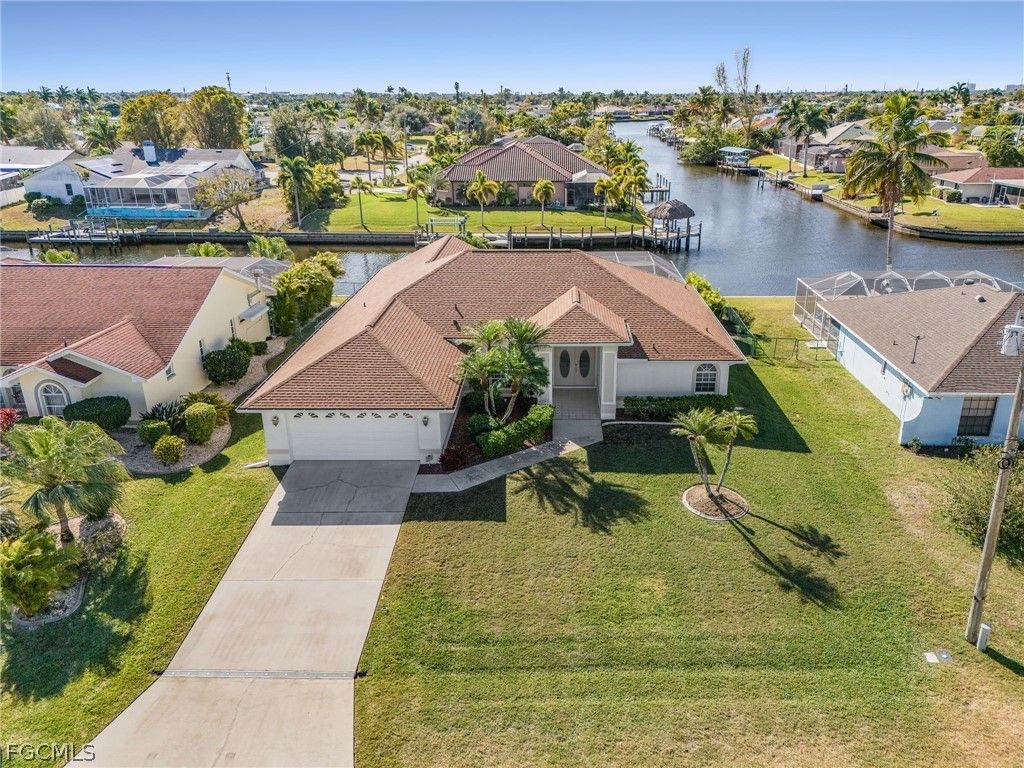 228 SE 31ST TER, Cape Coral, FL 33904
