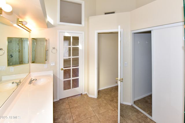 1360 N BRENTWOOD Place, Chandler, AZ 85224