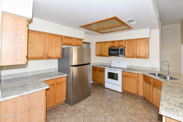 1360 N BRENTWOOD Place, Chandler, AZ 85224