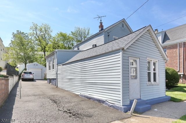 328 Hoover Ave, Bloomfield Twp., NJ 07003