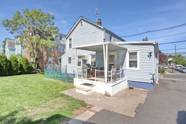 328 Hoover Ave, Bloomfield Twp., NJ 07003