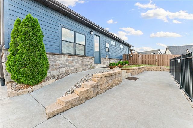3611 Bitterroot Cove, Bentonville, AR 72712