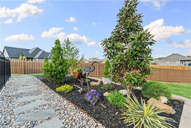 3611 Bitterroot Cove, Bentonville, AR 72712