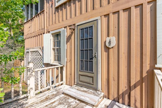 712 W Ashley Avenue, Folly Beach, SC 29439