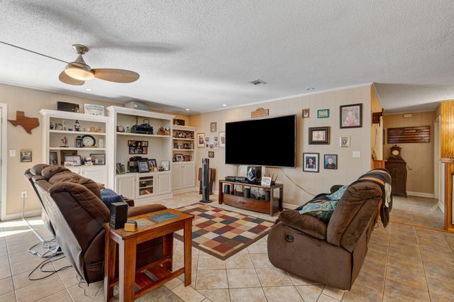 86 Haddox Rd., Columbia, MS 39429