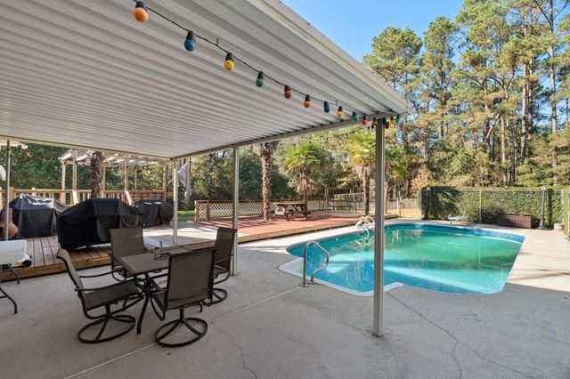 86 Haddox Rd., Columbia, MS 39429