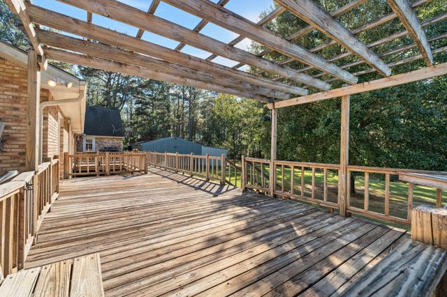 86 Haddox Rd., Columbia, MS 39429