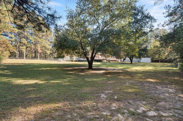 86 Haddox Rd., Columbia, MS 39429