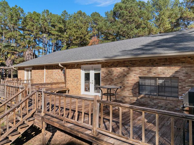86 Haddox Rd., Columbia, MS 39429