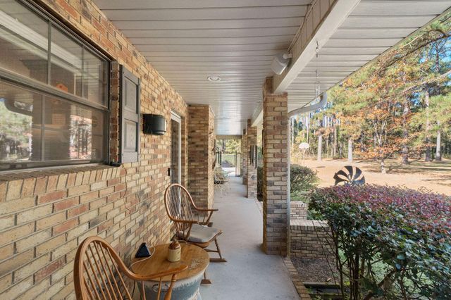 86 Haddox Rd., Columbia, MS 39429