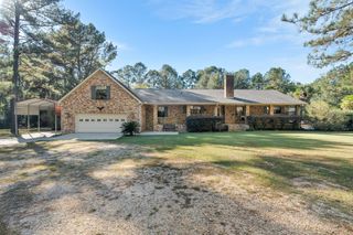 86 Haddox Rd., Columbia, MS 39429