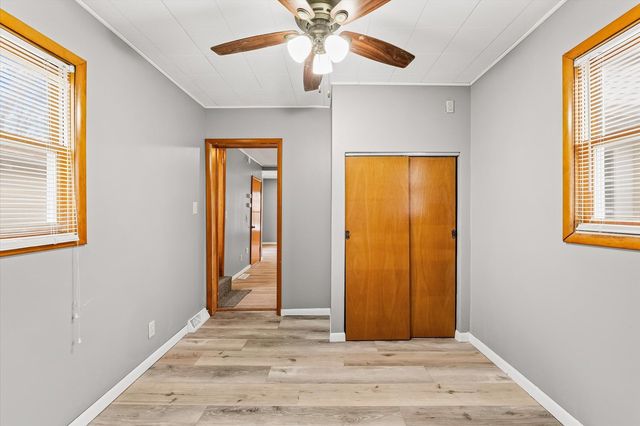 242 E Pine Street, Paxton, IL 60957