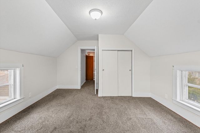 242 E Pine Street, Paxton, IL 60957