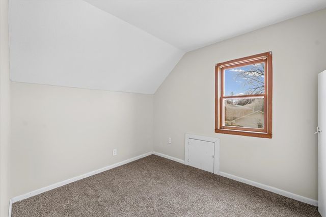 242 E Pine Street, Paxton, IL 60957