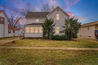 242 E Pine Street, Paxton, IL 60957