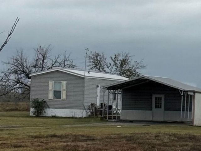 2752 Remmert Road, Bellville, TX 77418