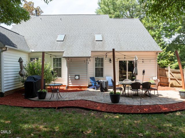 8808 Blakehurst Drive, Raleigh, NC 27617