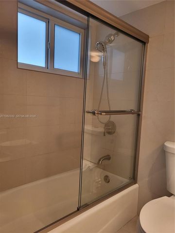 1020 94th St 502, Bay Harbor Islands, FL 33154