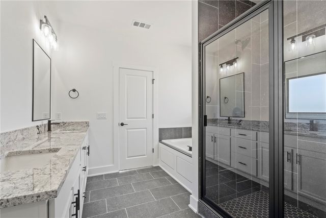 63 W Pitts Street, Farmington, AR 70730