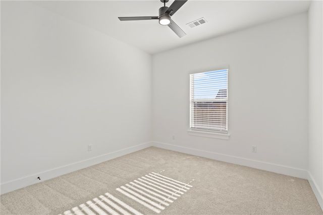 63 W Pitts Street, Farmington, AR 70730