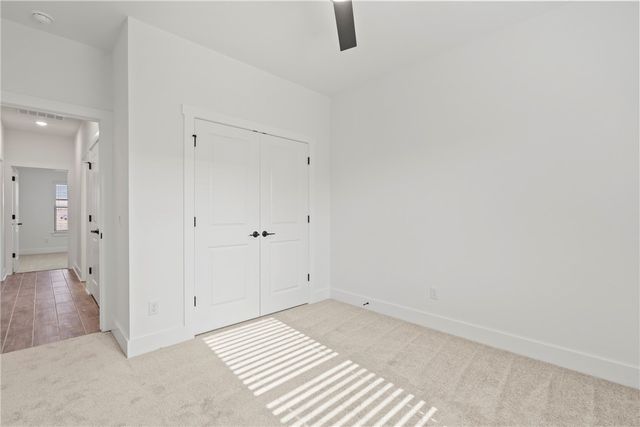 63 W Pitts Street, Farmington, AR 70730