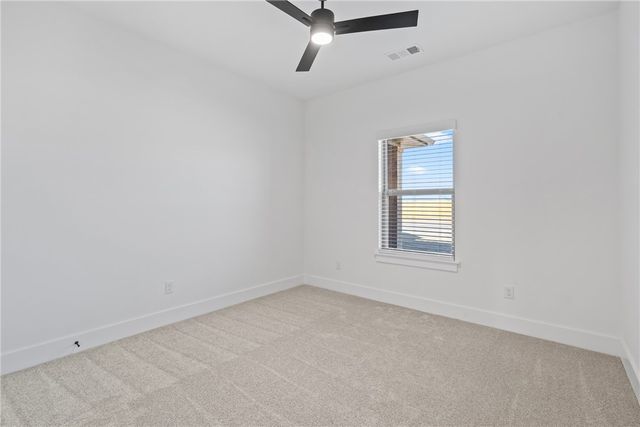 63 W Pitts Street, Farmington, AR 70730