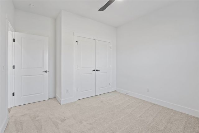 63 W Pitts Street, Farmington, AR 70730