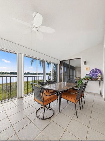 10920 Lakemore Lane 201, Boca Raton, FL 33498