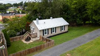 1315 CHURCHVILLE AVE, Staunton, VA 24401