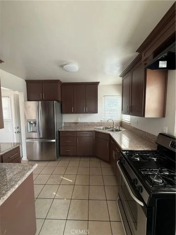 8650 Alder, Fontana, CA 92335