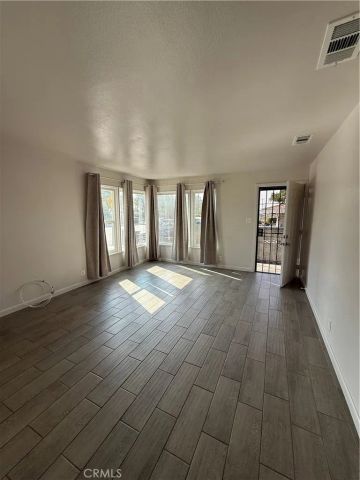 8650 Alder, Fontana, CA 92335