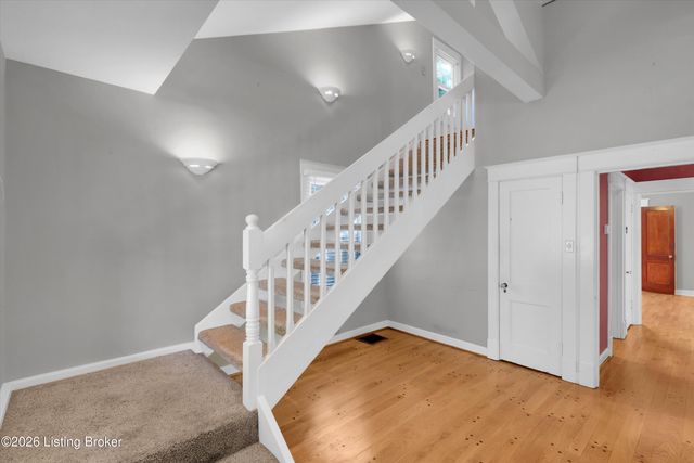 2216 Eastview Ave, Louisville, KY 40205