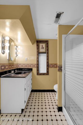 2216 Eastview Ave, Louisville, KY 40205
