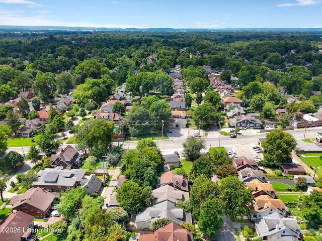 2216 Eastview Ave, Louisville, KY 40205