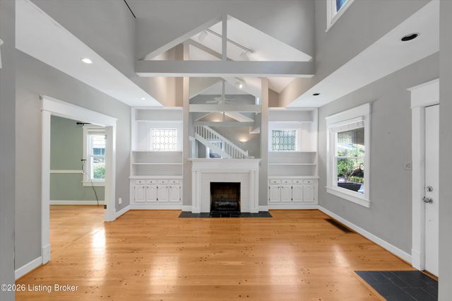 2216 Eastview Ave, Louisville, KY 40205