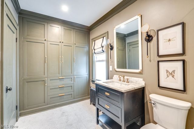 456 Merriman Road, Akron, OH 44303
