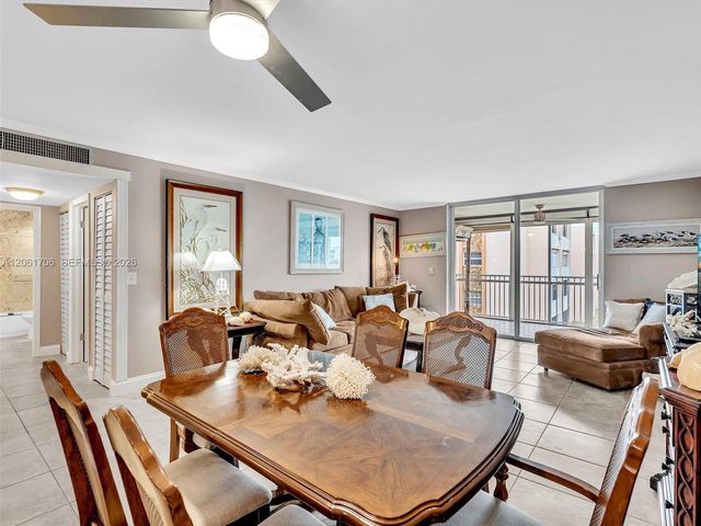 201 SE 11th Terrace 303, Dania Beach, FL 33004