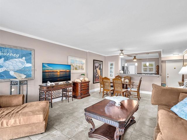 201 SE 11th Terrace 303, Dania Beach, FL 33004
