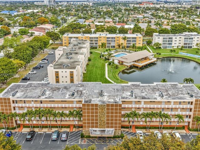 201 SE 11th Terrace 303, Dania Beach, FL 33004
