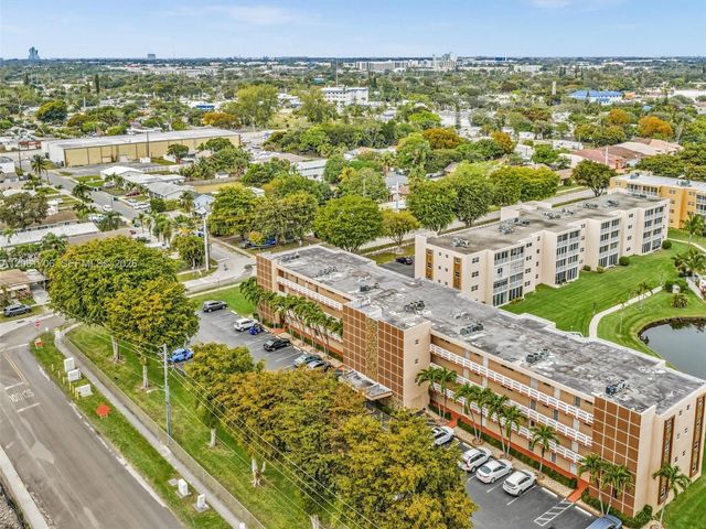 201 SE 11th Terrace 303, Dania Beach, FL 33004