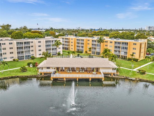 201 SE 11th Terrace 303, Dania Beach, FL 33004