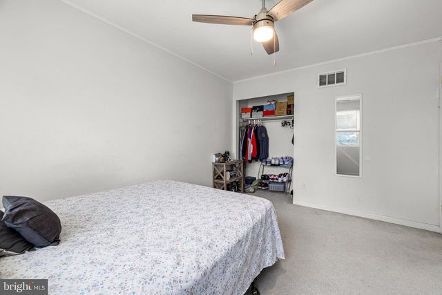 127 WEDGEFIELD DR, New Castle, DE 19720
