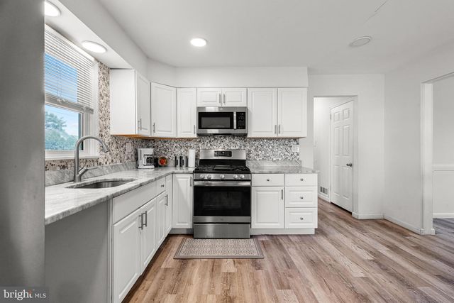 127 WEDGEFIELD DR, New Castle, DE 19720