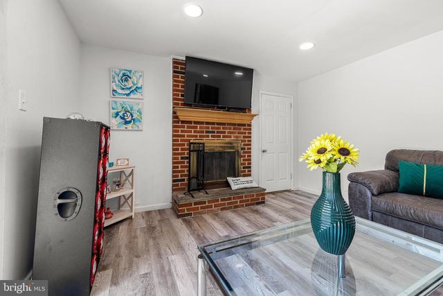 127 WEDGEFIELD DR, New Castle, DE 19720