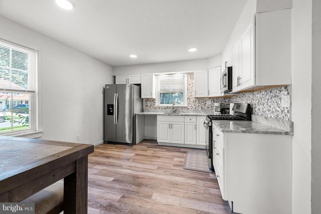 127 WEDGEFIELD DR, New Castle, DE 19720