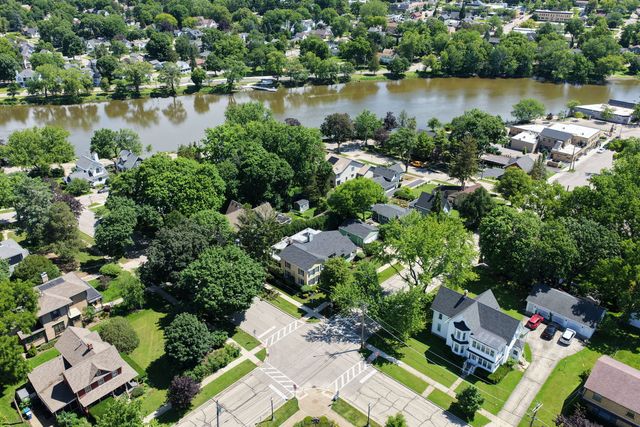 318 Washington Street, Dundee, IL 60118