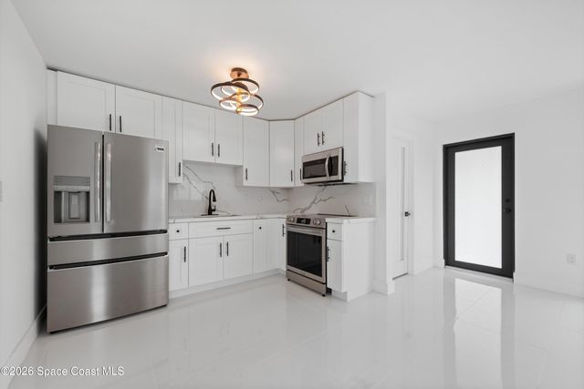 1112 SW 11th Avenue, Miami, FL 33129