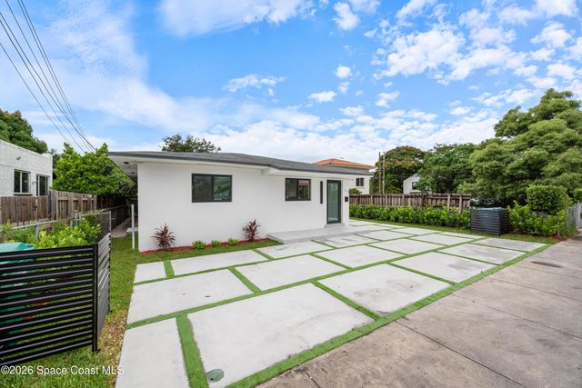 1112 SW 11th Avenue, Miami, FL 33129