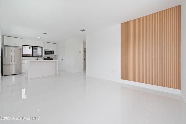 1112 SW 11th Avenue, Miami, FL 33129