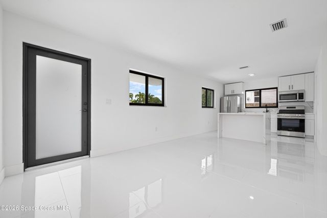 1112 SW 11th Avenue, Miami, FL 33129